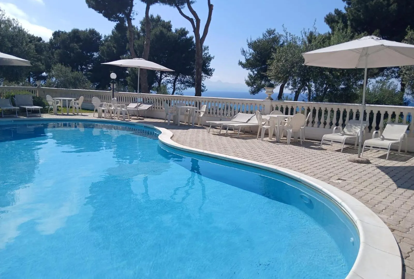 Villa Nunziatella Badia Trappeto