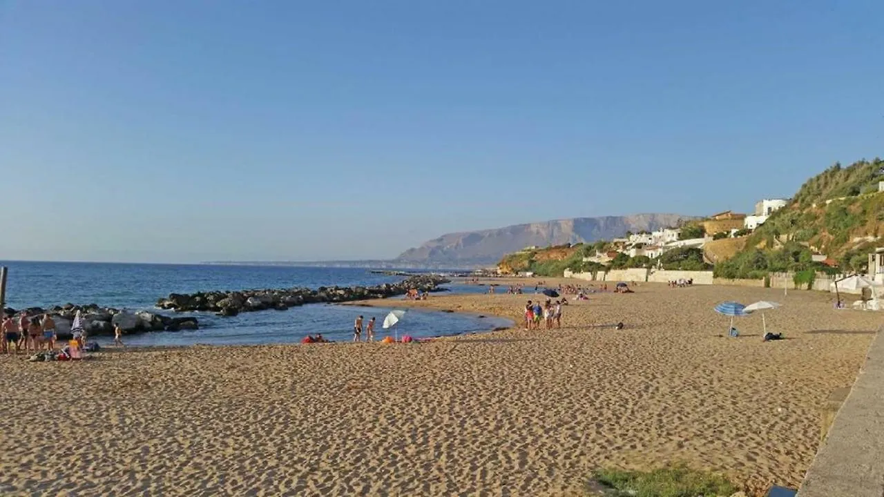 Ferienhaus Villa Nunziatella Badia Trappeto  Italien